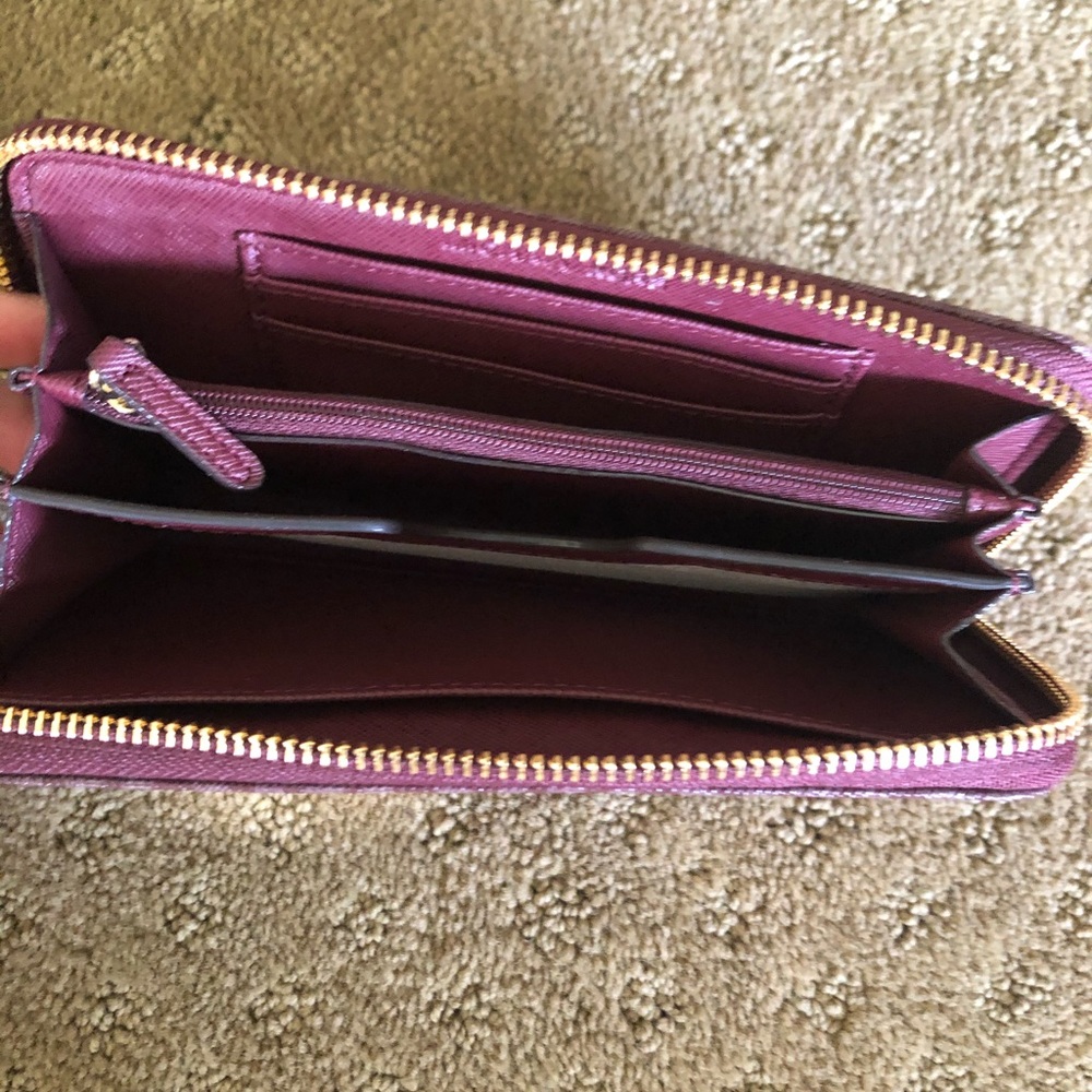 Michael Kor Wristlet - Picture 6 of 7